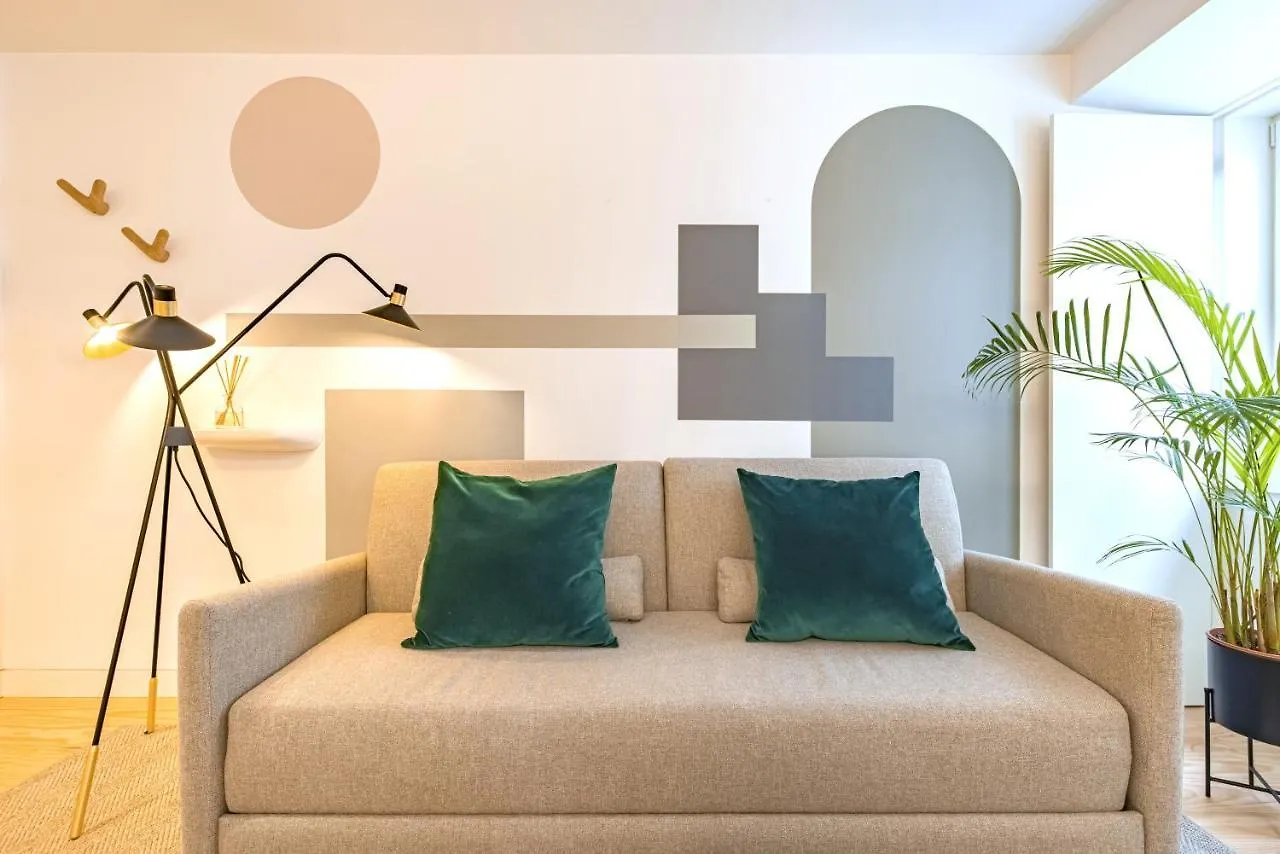 Ando Living - Douradores House Lissabon 0*,  Portugal