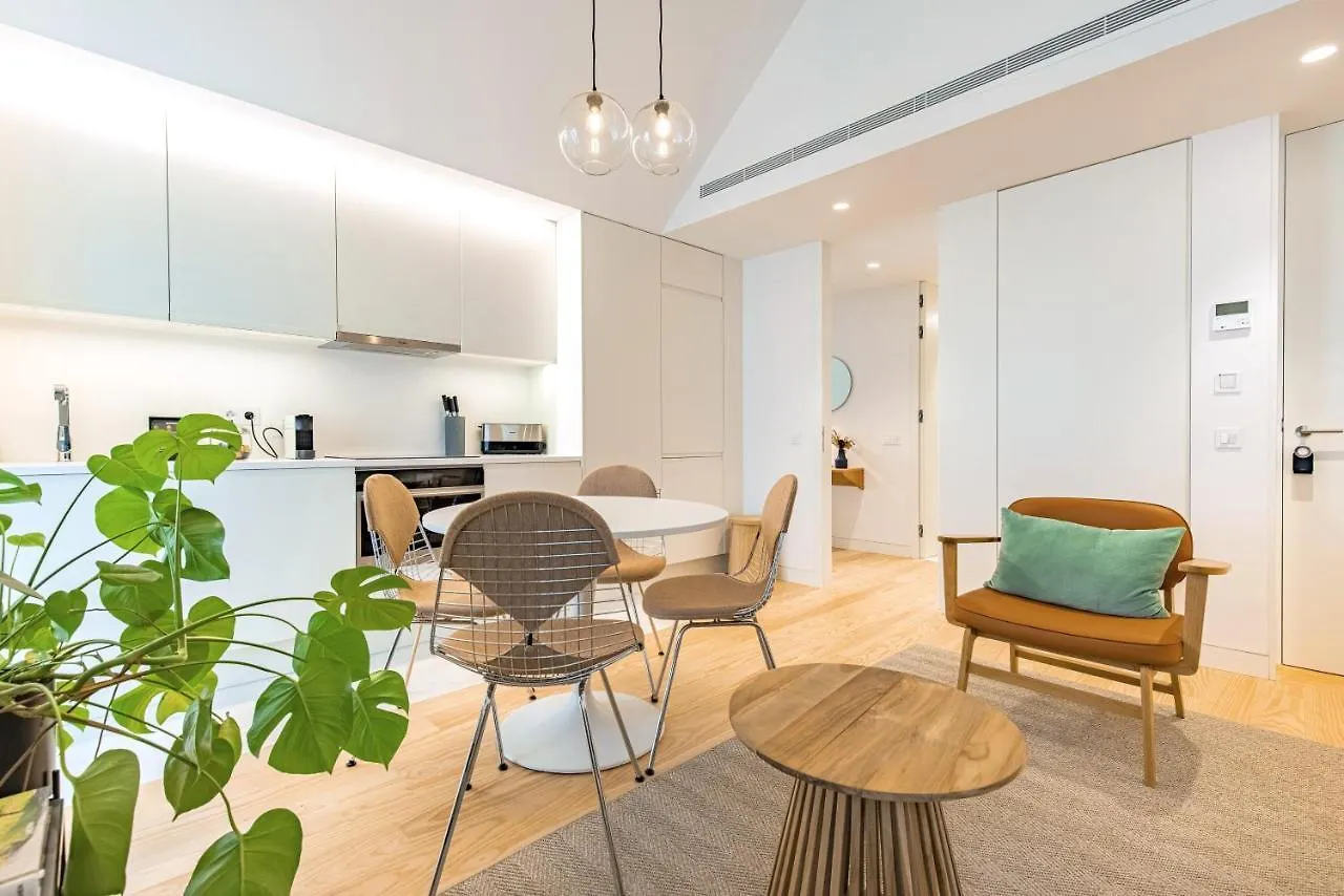 Ando Living - Douradores House Lissabon
