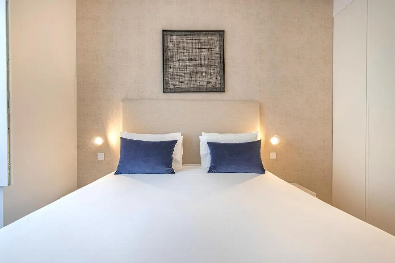 Ando Living - Douradores House Lissabon